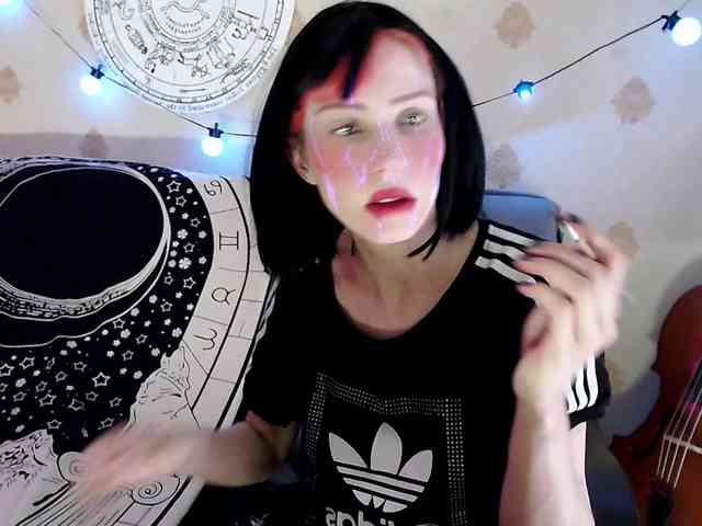 Lady_Gopnique webcam
