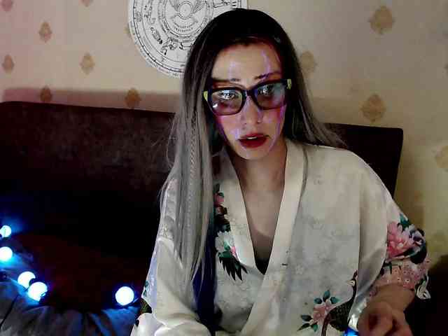 Lady_Gopnique webcam