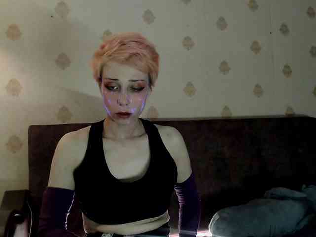 Lady_Gopnique webcam