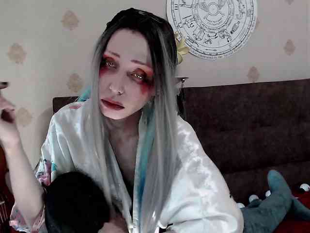 Lady_Gopnique webcam