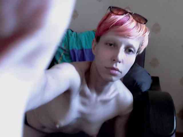 Lady_Gopnique webcam