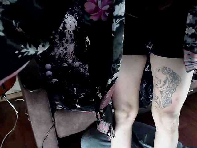 Lady_Gopnique webcam