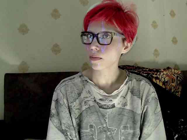Lady_Gopnique webcam