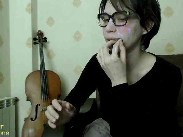 Yrriel_Autist webcam