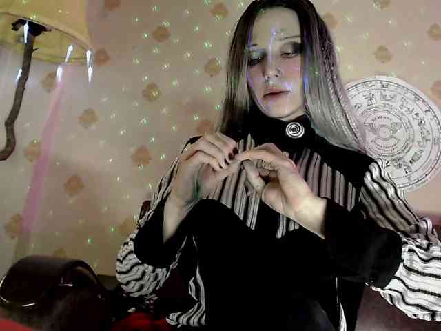 Lady_Gopnique webcam