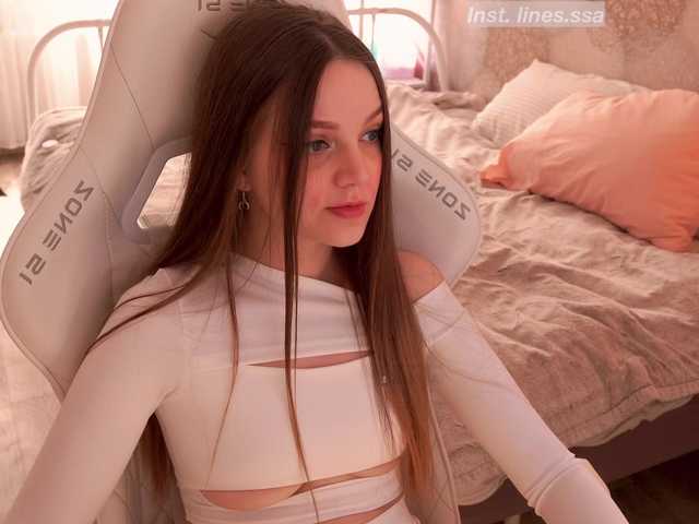 Arisha-w's BongaCams show and profile