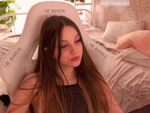 Arisha-w's BongaCams show and profile