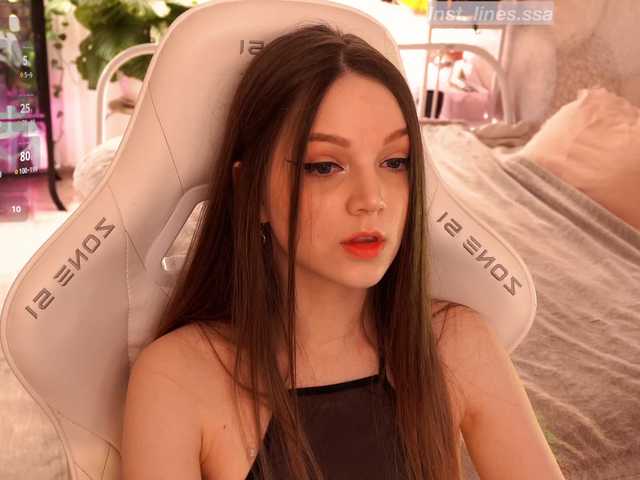 Arisha-w's BongaCams show and profile