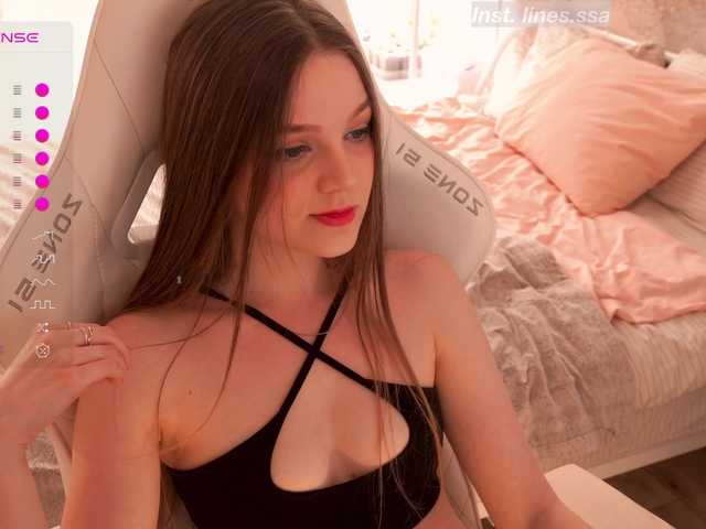 Arisha-w's BongaCams show and profile