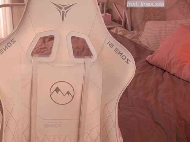 Arisha-w Live Webcam on BongaCams