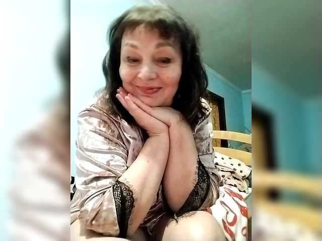 asya18's BongaCams show and profile