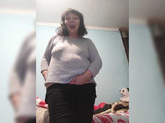 asya18's BongaCams show and profile