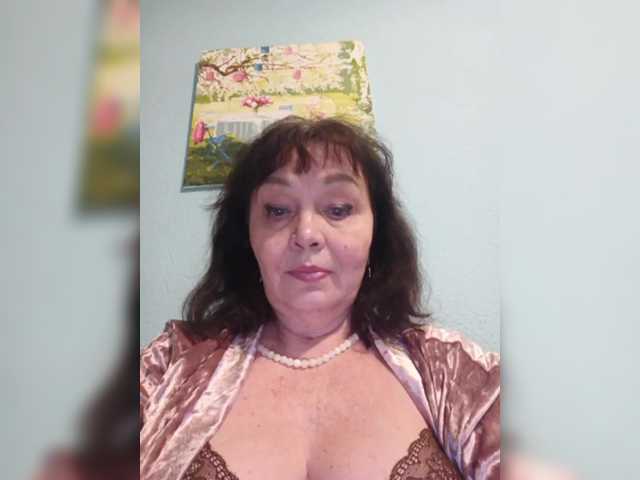 asya18's BongaCams show and profile