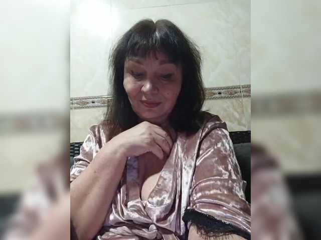 asya18's BongaCams show and profile