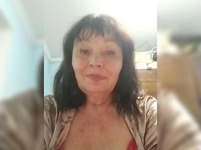 asya18's BongaCams show and profile