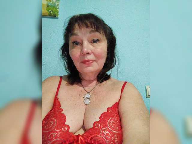 asya18's BongaCams show and profile