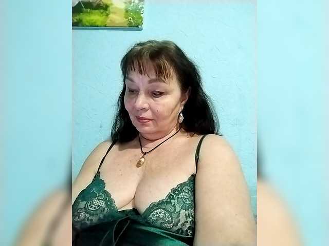 asya18's BongaCams show and profile