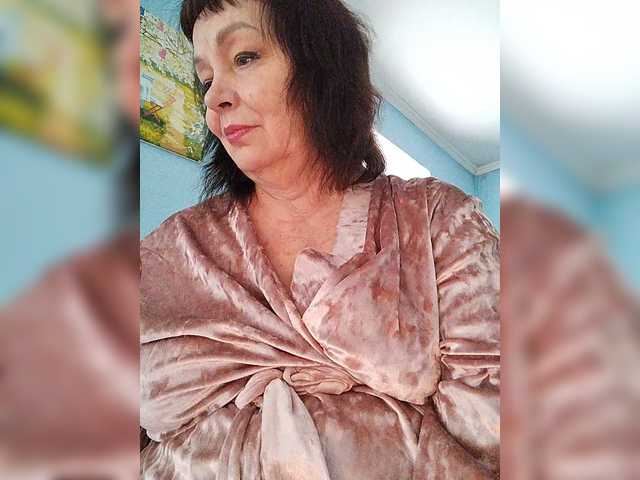 asya18's BongaCams show and profile