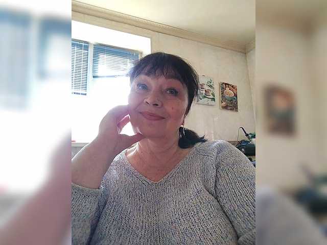 asya18's BongaCams show and profile