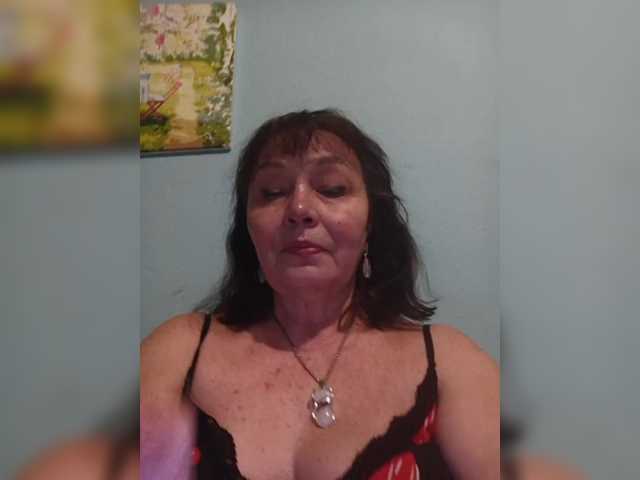 asya18's BongaCams show and profile