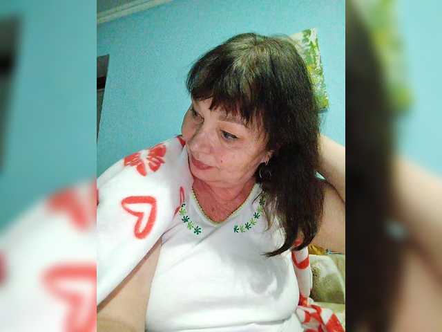 asya18's BongaCams show and profile