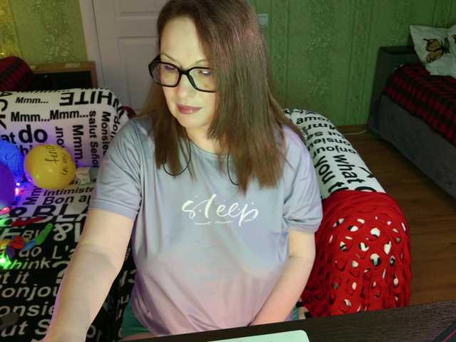 MeganIris's BongaCams show and profile