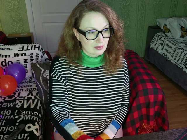 MeganIris's BongaCams show and profile