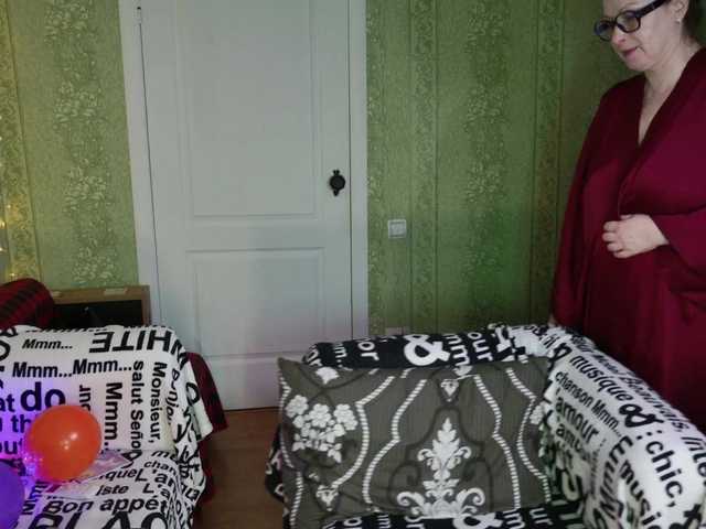 MeganIris's BongaCams show and profile