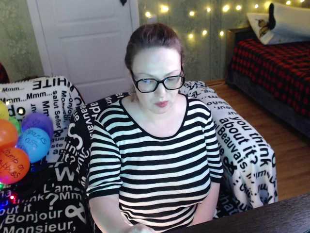 MeganIris's BongaCams show and profile