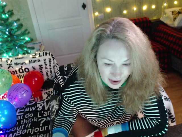 MeganIris's BongaCams show and profile