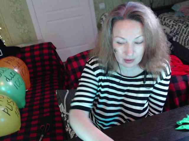 MeganIris webcam