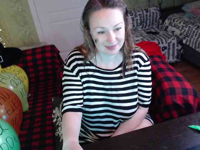 MeganIris webcam