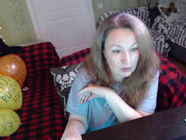 MeganIris webcam