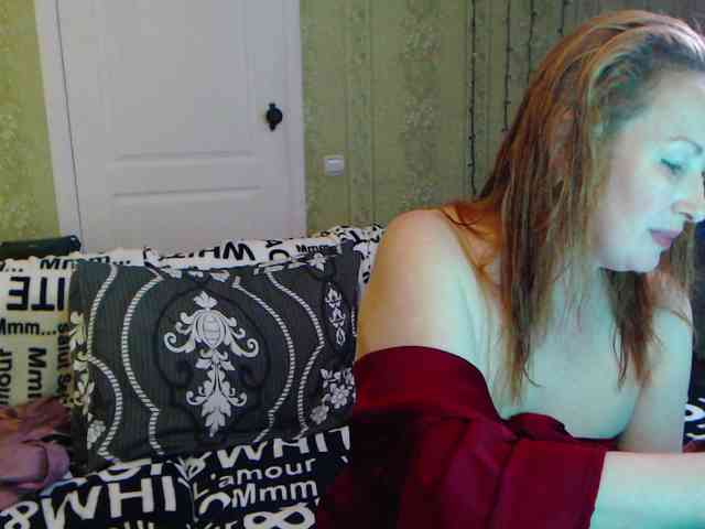 MeganIris webcam