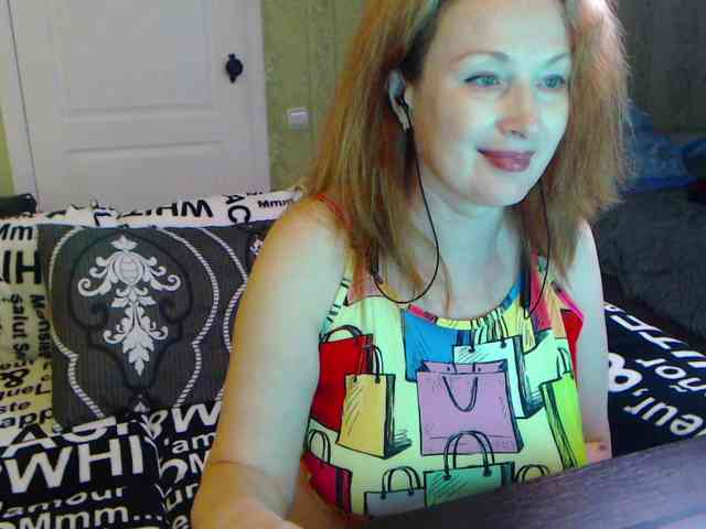 MeganIris webcam