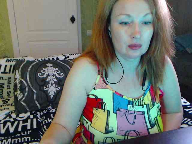 MeganIris webcam
