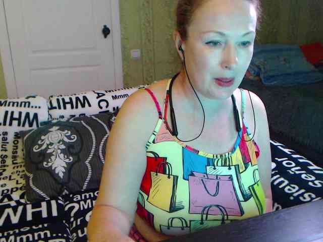 MeganIris Live Webcam on BongaCams