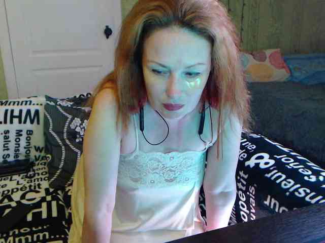 MeganIris webcam