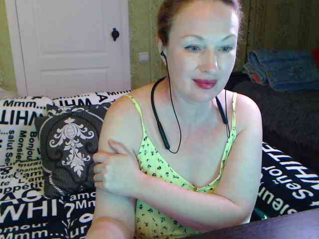MeganIris webcam