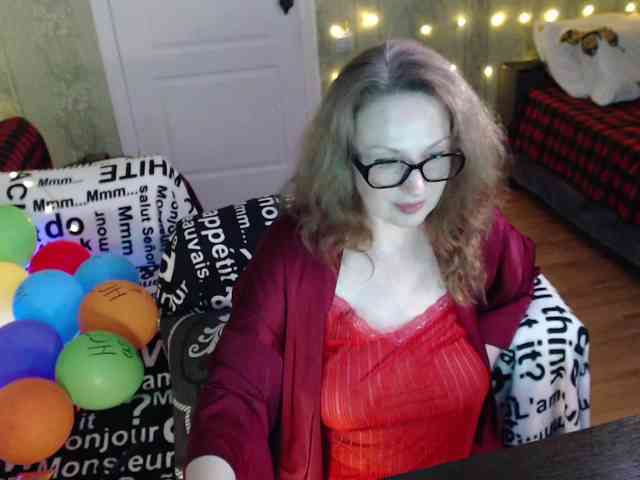 MeganIris webcam