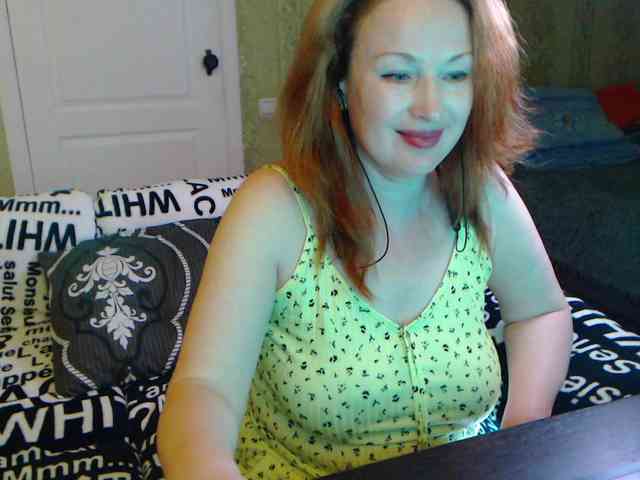 MeganIris webcam