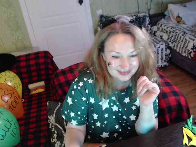 MeganIris webcam