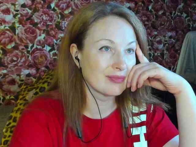 MeganIris webcam