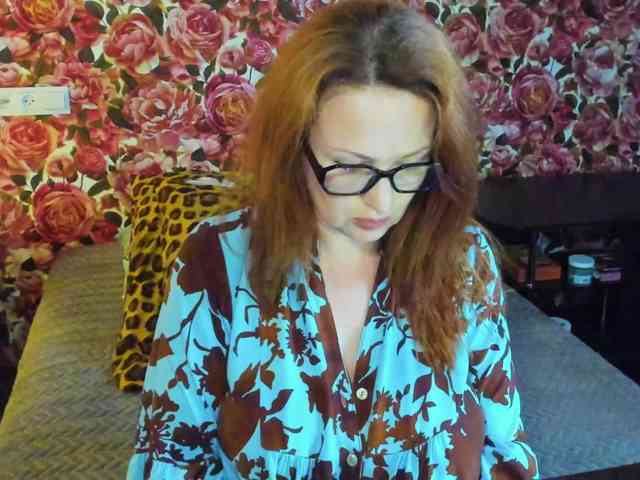 MeganIris webcam
