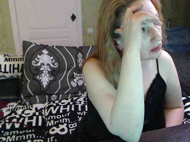 MeganIris webcam