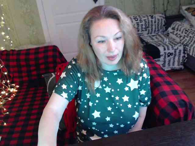 MeganIris webcam
