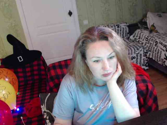 MeganIris webcam