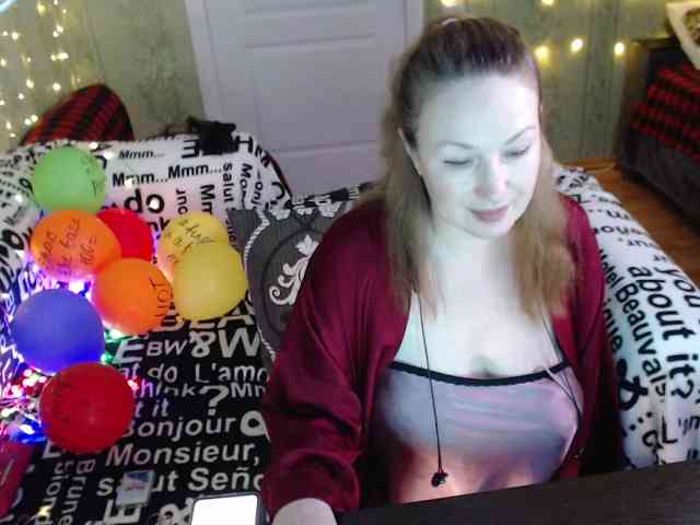 MeganIris webcam