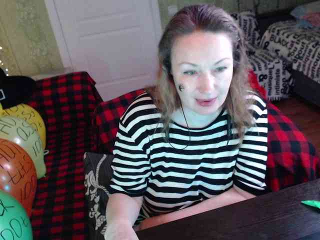MeganIris webcam