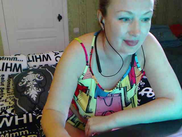 MeganIris webcam